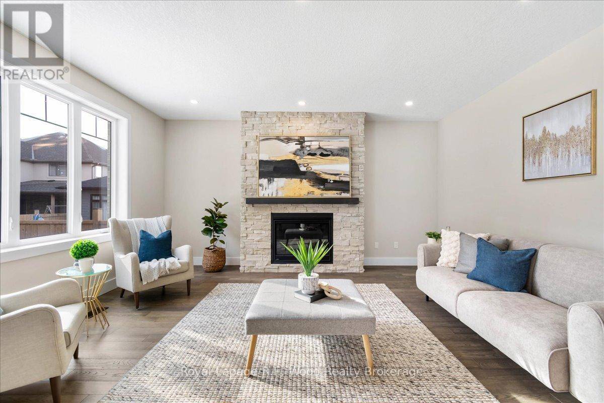 Norwich (norwich Town), ON N0J1P0,61 SUNVIEW DRIVE