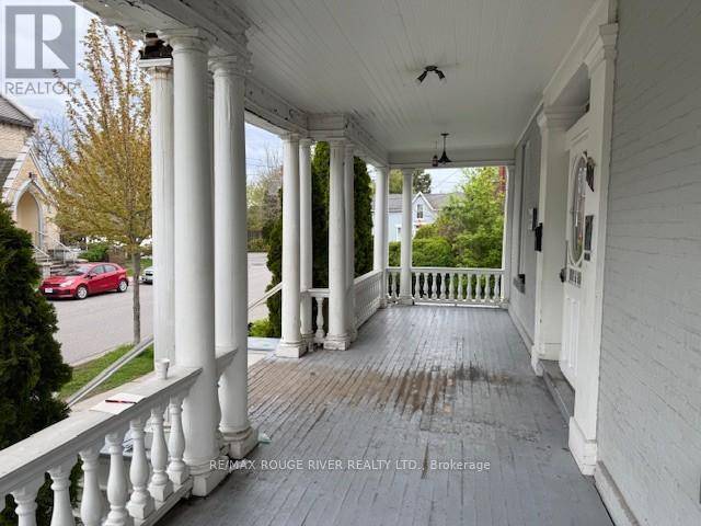 Cobourg, ON K9A1H9,10 CHAPEL STREET