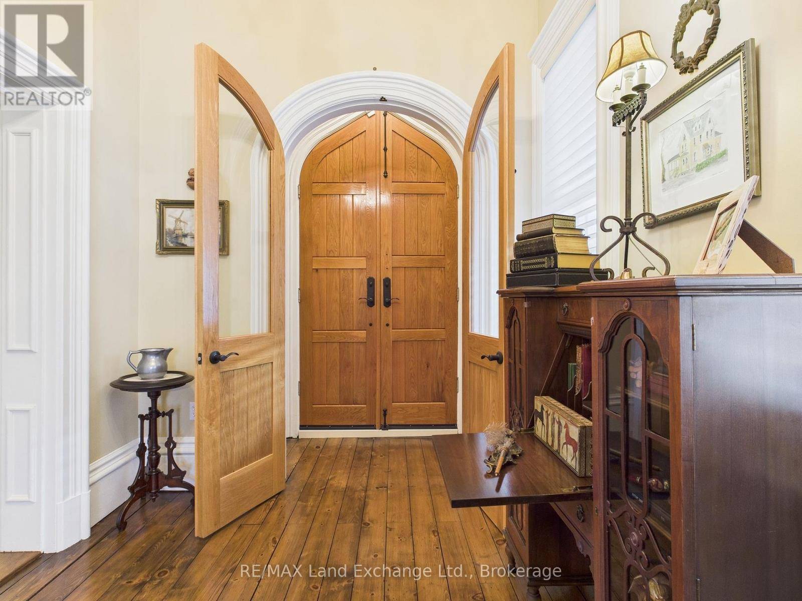 Kincardine, ON N2Z2X9,276 DURHAM STREET