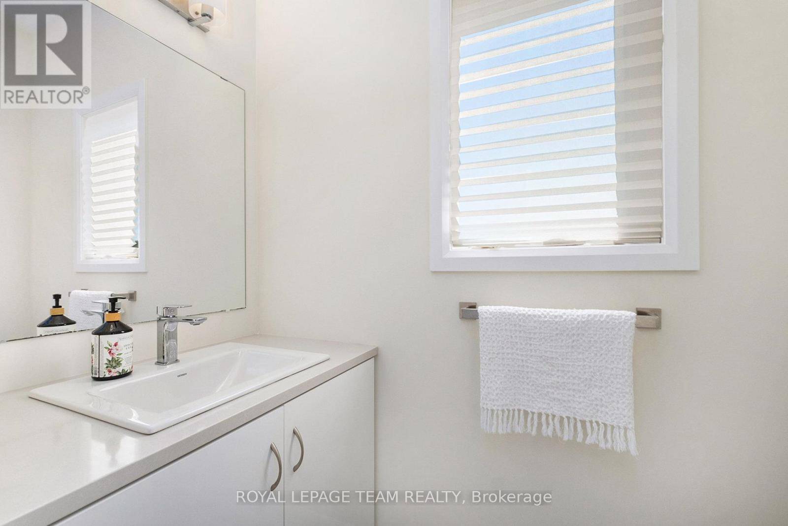 North Grenville, ON K0G1J0,114 MAPLESTONE DRIVE