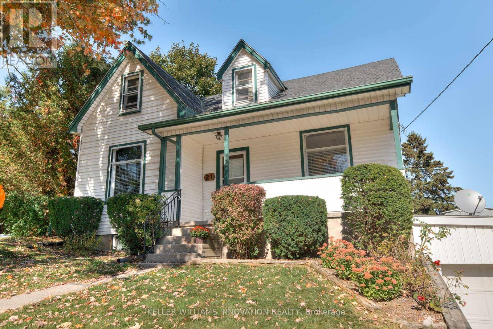 West Perth (mitchell), ON N0K1N0,21 HURON ROAD