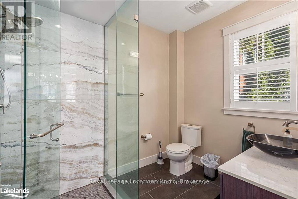 Blue Mountains, ON N0H2P0,56 BRUCE STREET S