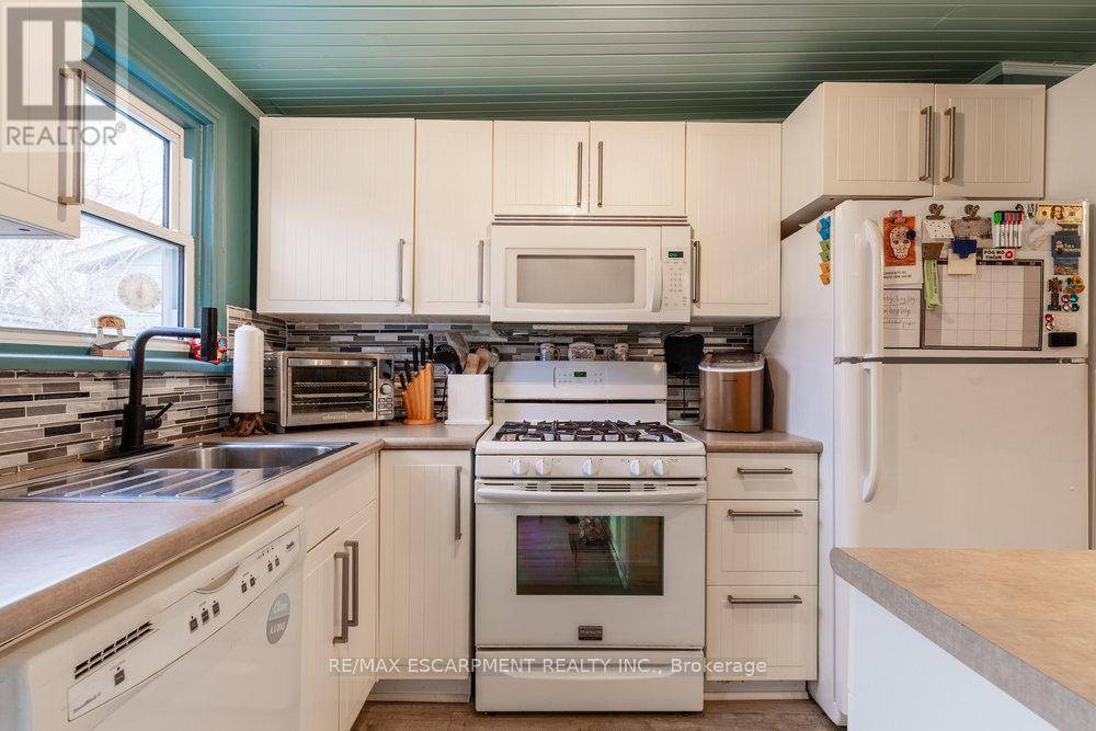 Niagara Falls (downtown), ON L2E2Z3,4671 FERGUSON STREET