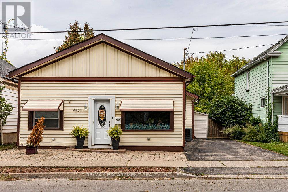 Niagara Falls (downtown), ON L2E2Z3,4671 FERGUSON STREET