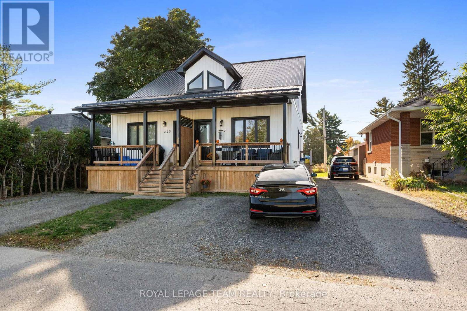 Prescott, ON K0E1T0,227 ROBERTA CRESCENT