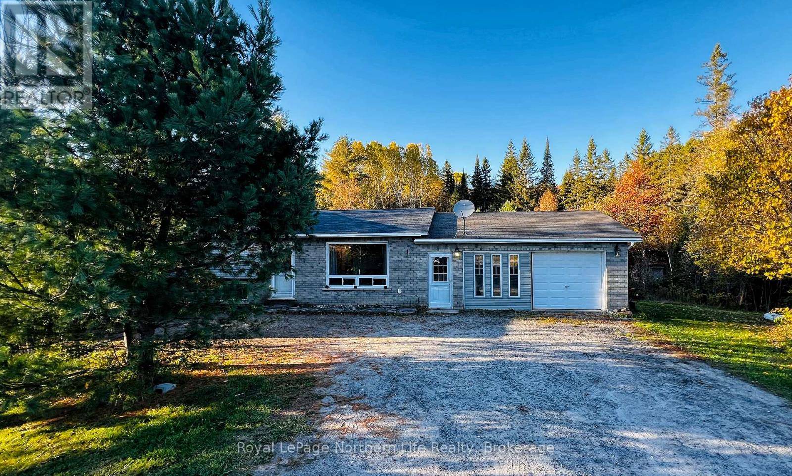 Armour, ON P0A1C0,36 HIGHWAY 520