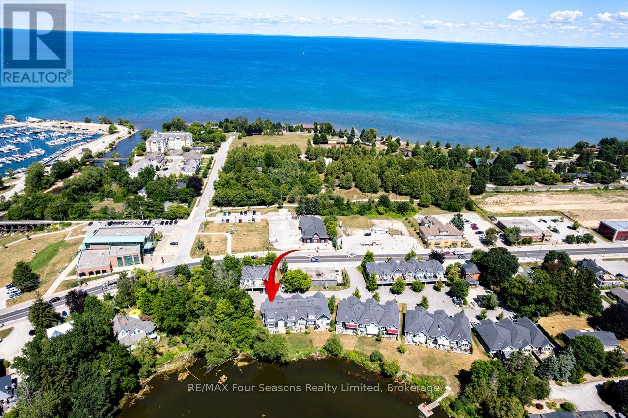 Blue Mountains, ON N0H2P0,59 King ST East #22