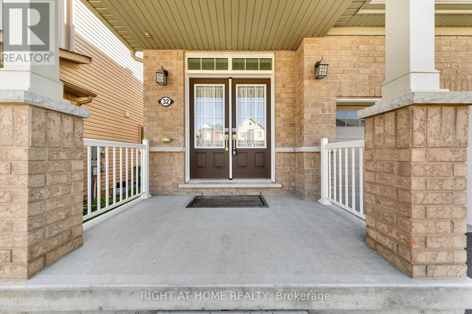 Haldimand, ON N3W0C3,32 MCCARGOW DRIVE