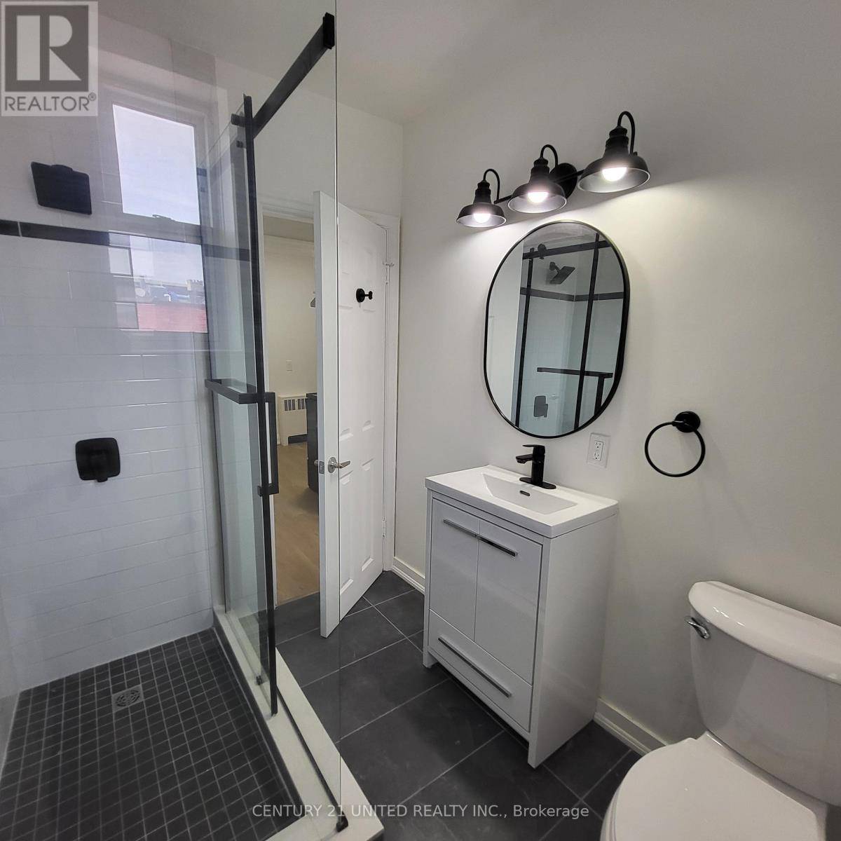 Peterborough (town Ward 3), ON K9H3T9,409 Chambers ST #C