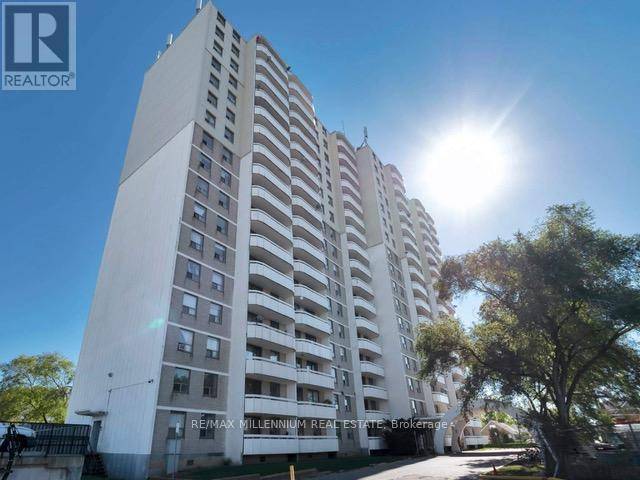 Hamilton (mcquesten), ON L8H2K4,285 Melvin AVE #601