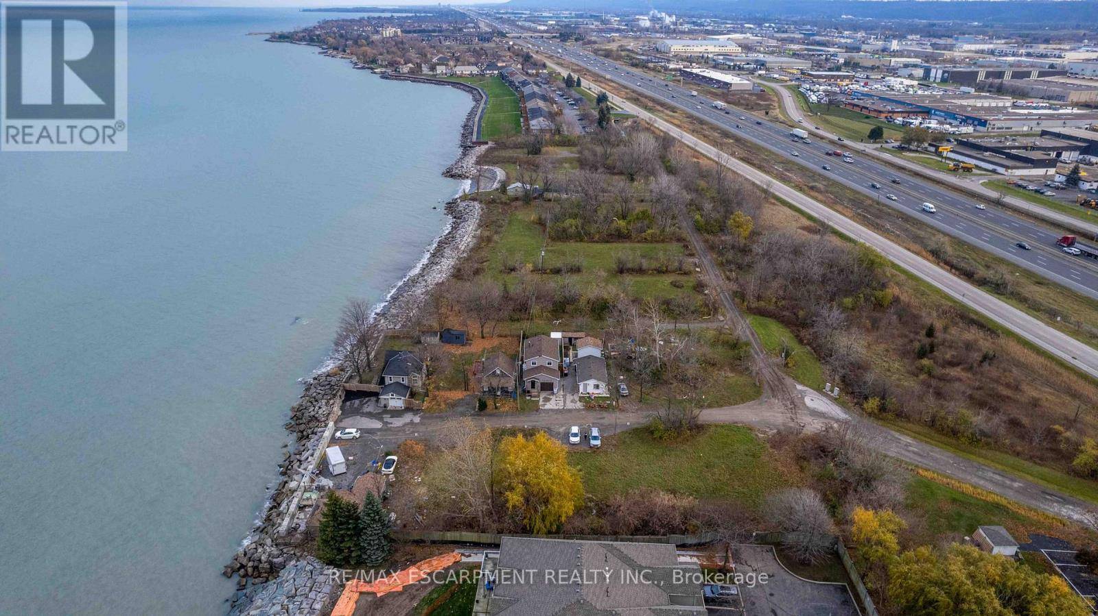 Hamilton (lakeshore), ON L8E5B9,8 FIRST PRIVATE ROAD