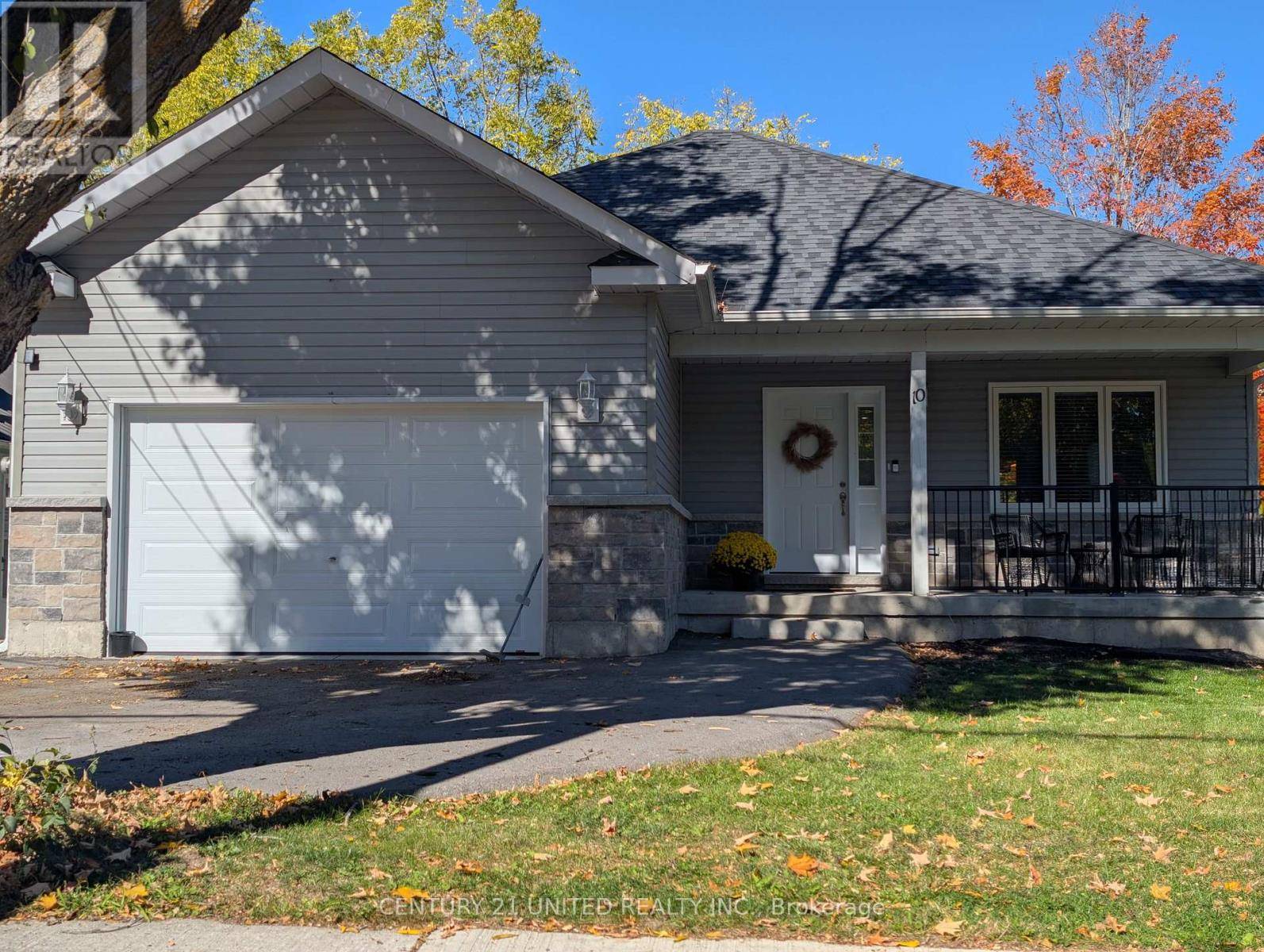 Selwyn, ON K0L2H0,10 WILLIAM STREET