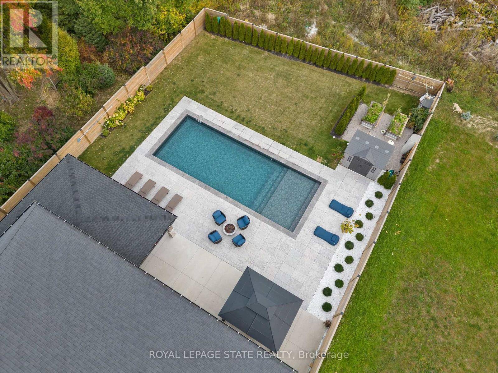 Hamilton (villages Of Glancaster), ON L0R1W0,9848 TWENTY ROAD W