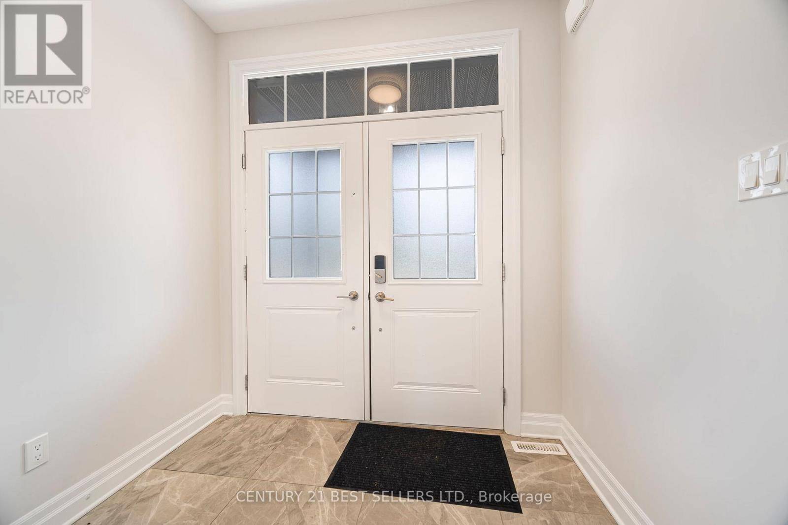 London South (south U), ON N6M0G4,2619 Sheffield BLVD #33