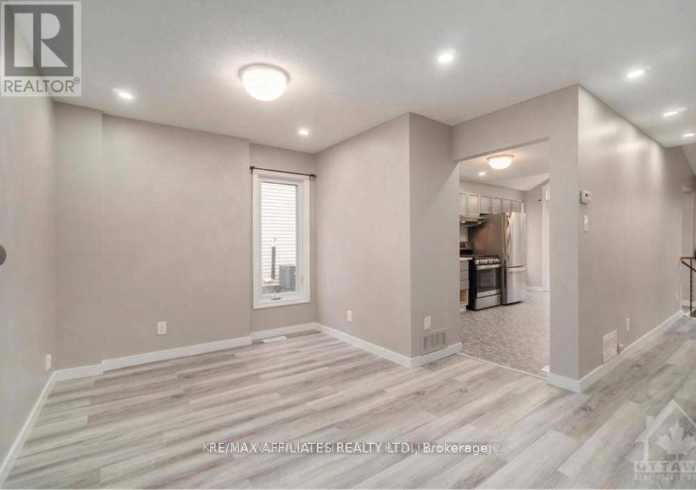 Ottawa, ON K4A1N6,563 LATOUR CRESCENT