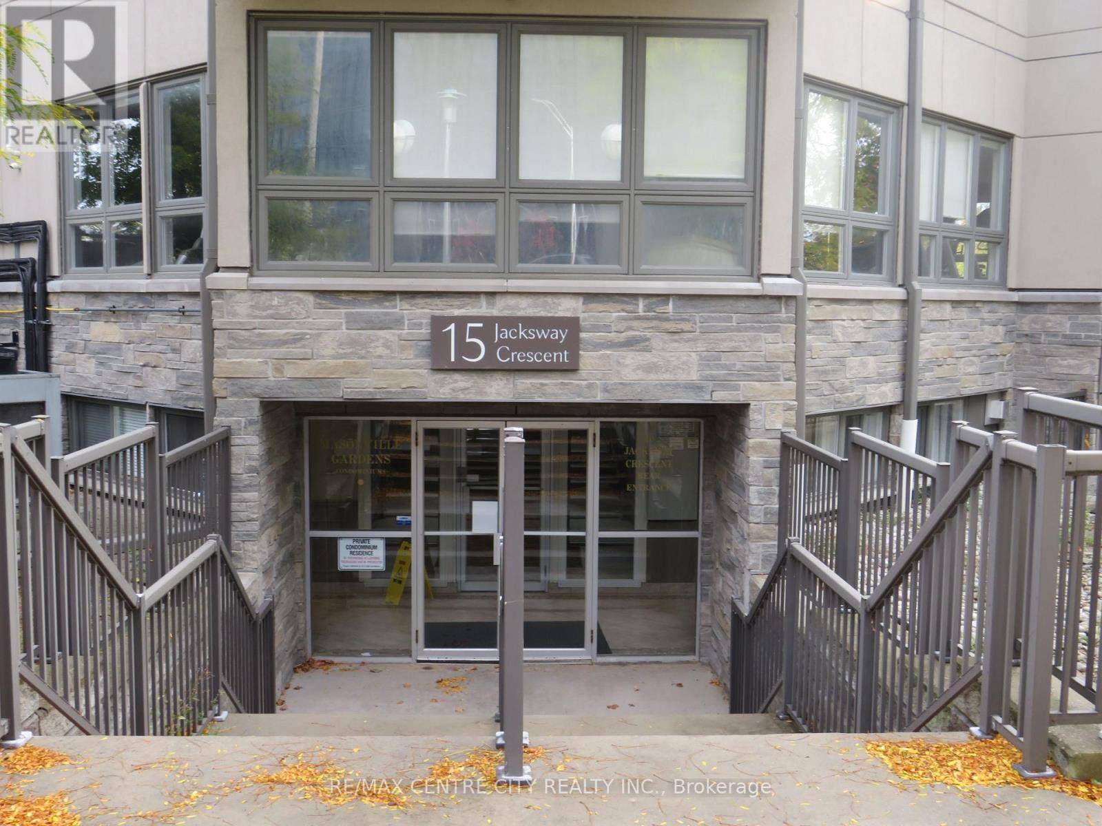 London North (north G), ON N5X3T8,15 Jacksway CRES #402