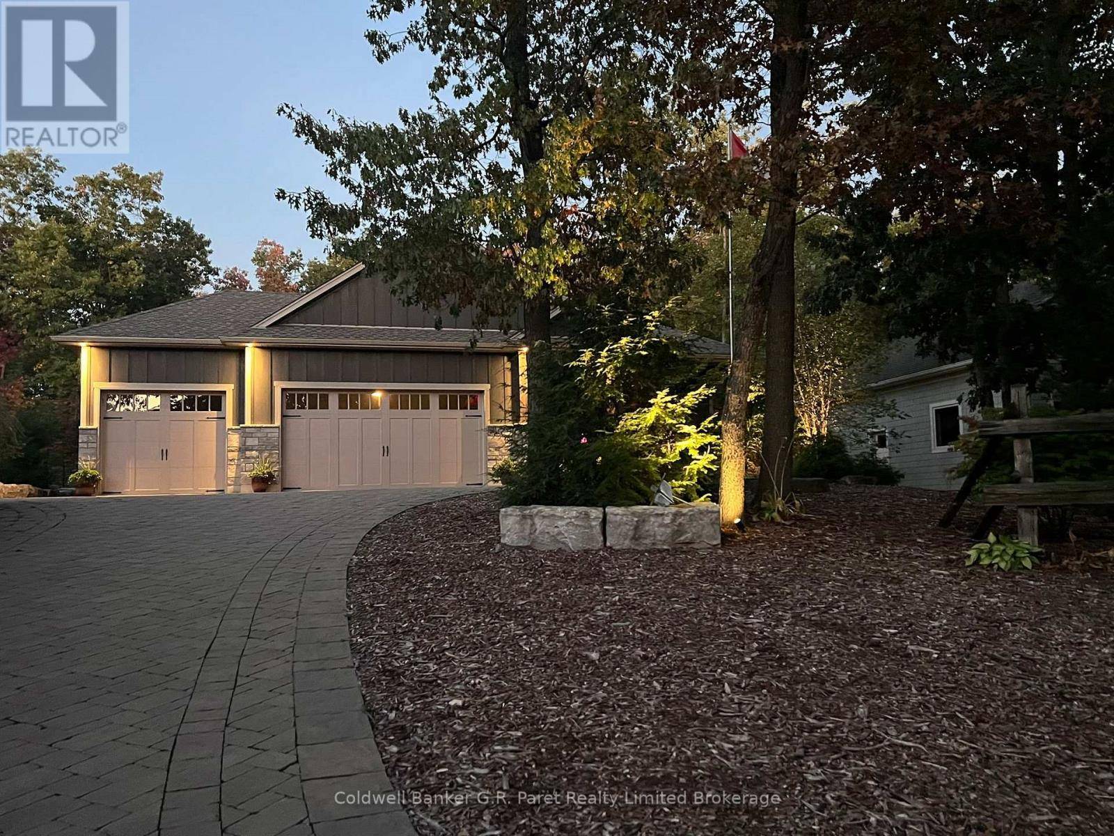 Lambton Shores (grand Bend), ON N0M1T0,10151 PINERY BLUFFS ROAD