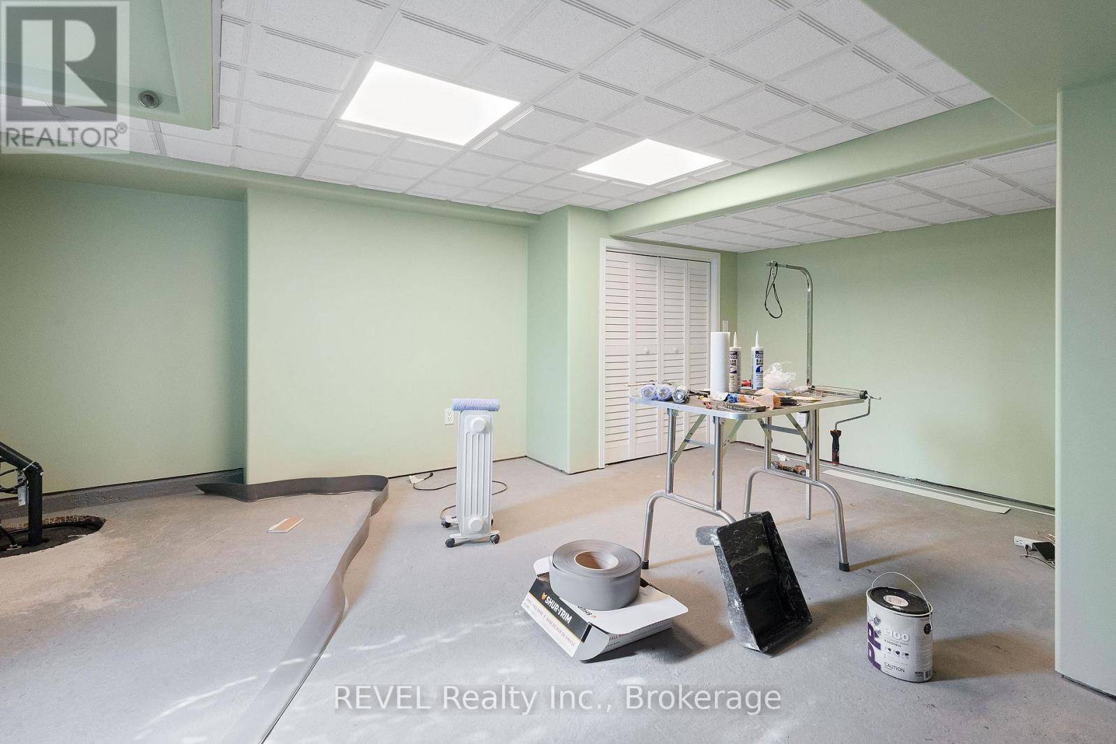 Niagara Falls (hospital), ON L2G1V6,6801 Lundys LN #Lower