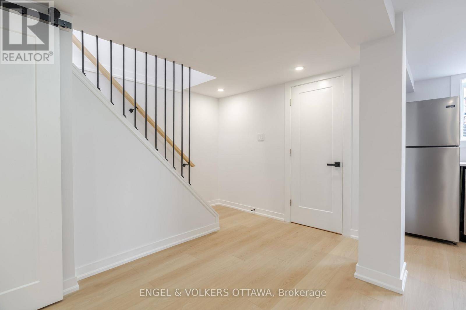 Ottawa, ON K1Z8H2,1487 MORISSET AVENUE