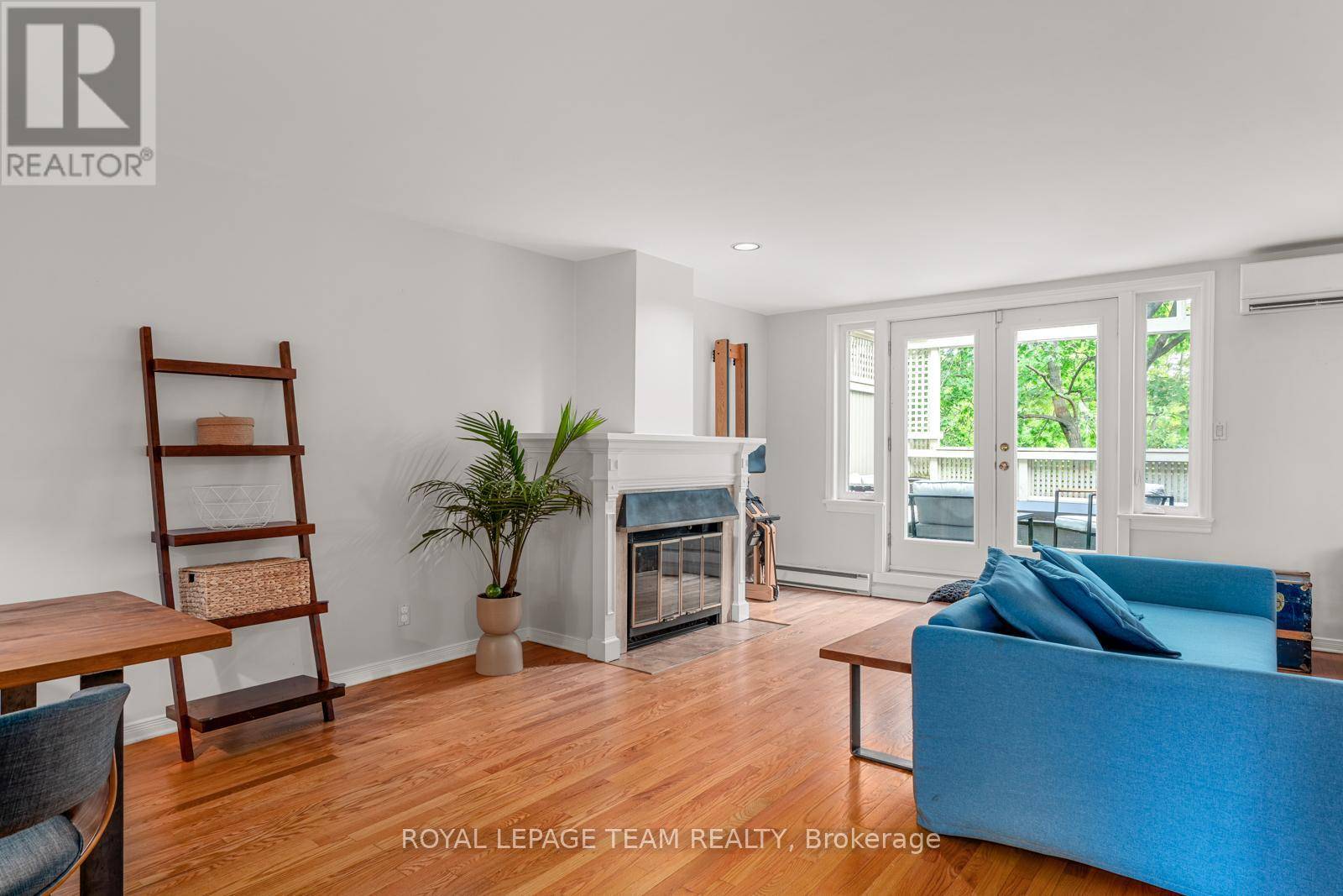 Ottawa, ON K1L8K5,20 Charlevoix ST #26