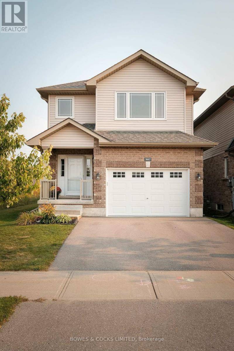 Peterborough (monaghan Ward 2), ON K9J0C4,307 LOUDEN TERRACE