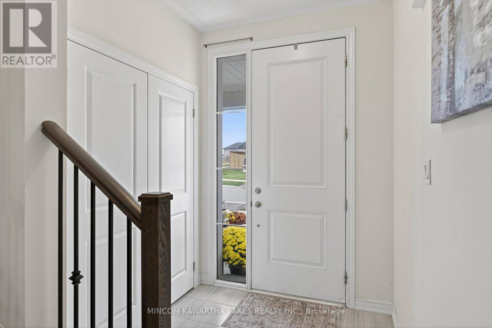 Peterborough (monaghan Ward 2), ON K9K0H5,203 O'NEIL STREET