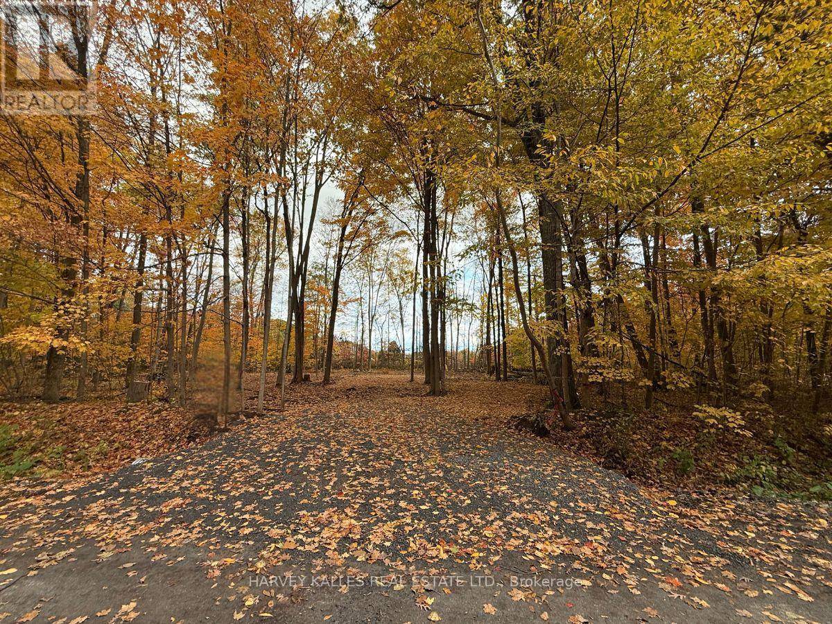 Greater Napanee, ON K0H1G0,0 OAKWOOD LANE