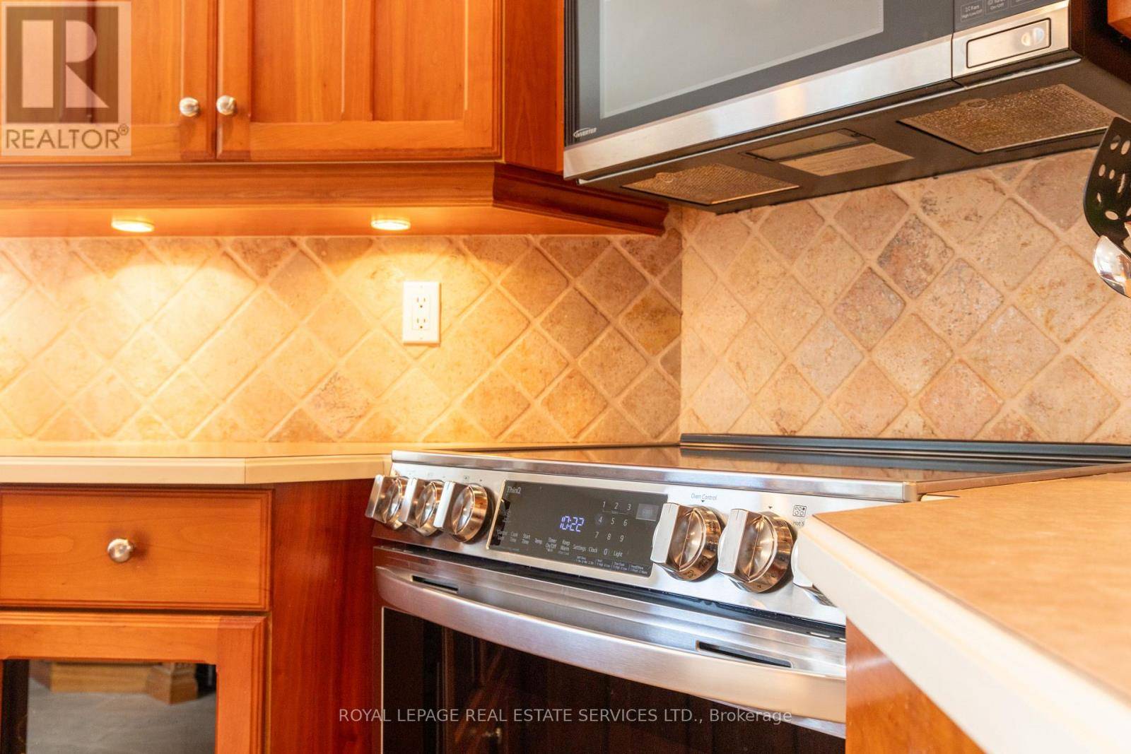 St. Catharines (port Dalhousie), ON L2N4V6,141 MAIN STREET