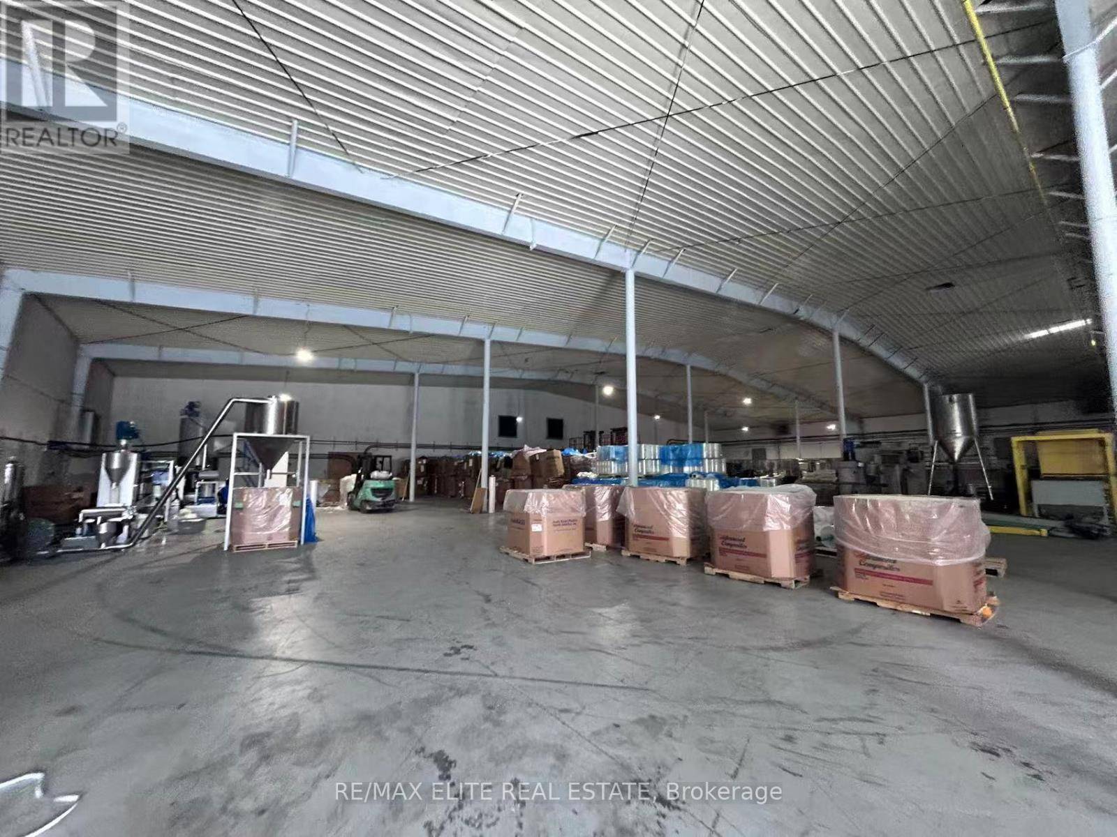 Norfolk (simcoe), ON N3Y2P8,147 FIRST AVENUE W