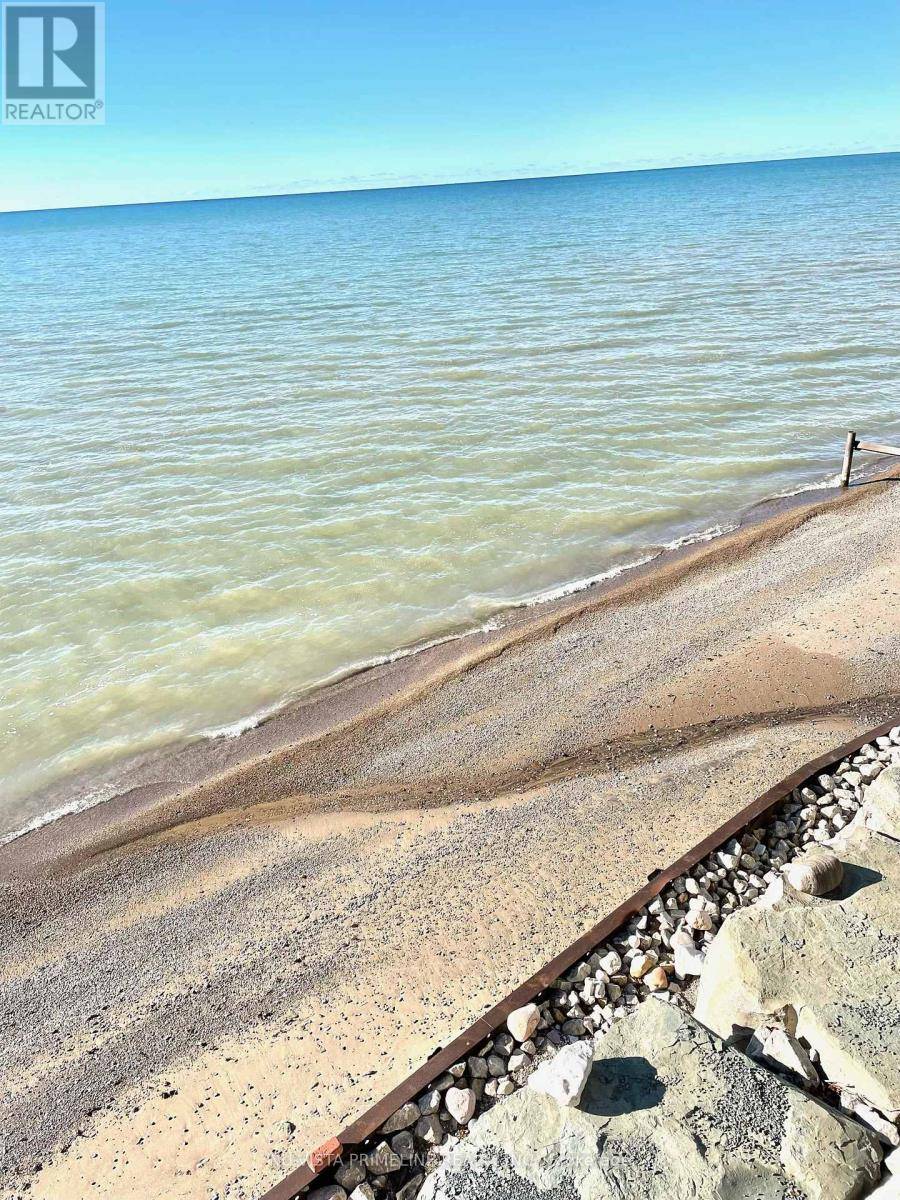 Ashfield-colborne-wawanosh (ashfield), ON N7A3X9,84437 A SUNDOWN COURT