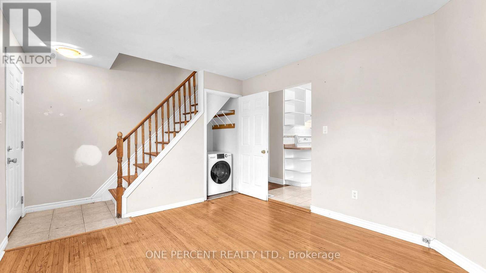 London East (east G), ON N5W3L6,1185 ALBANY STREET