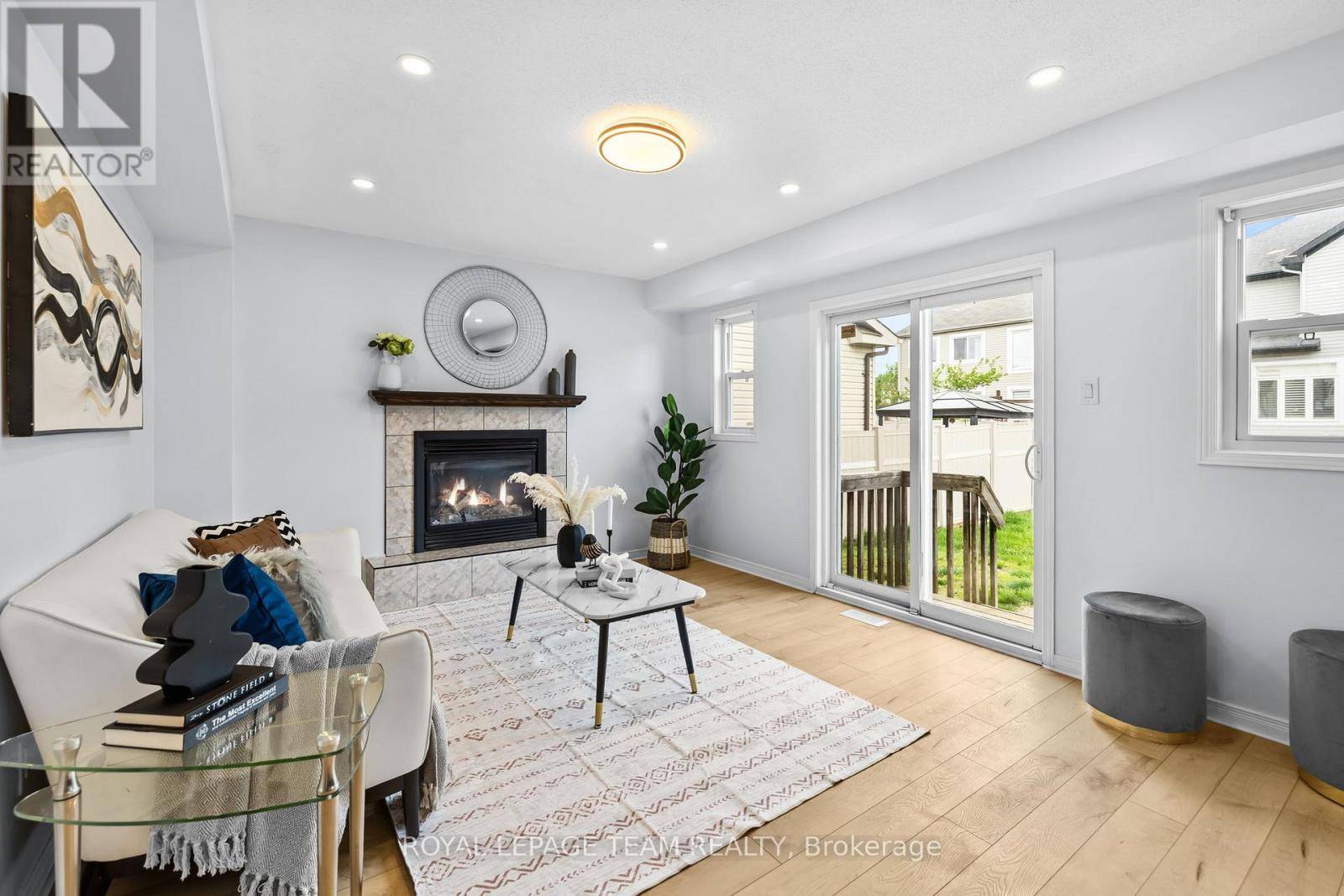 Ottawa, ON K2J0C9,381 MOFFATT POND COURT