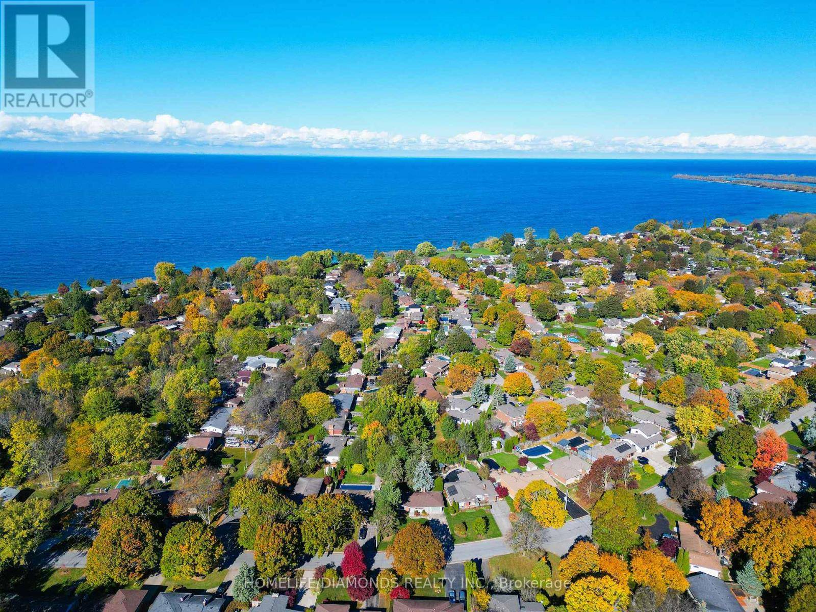 St. Catharines (lakeshore), ON L2N2P4,17 OLD COACH RD #UPPER