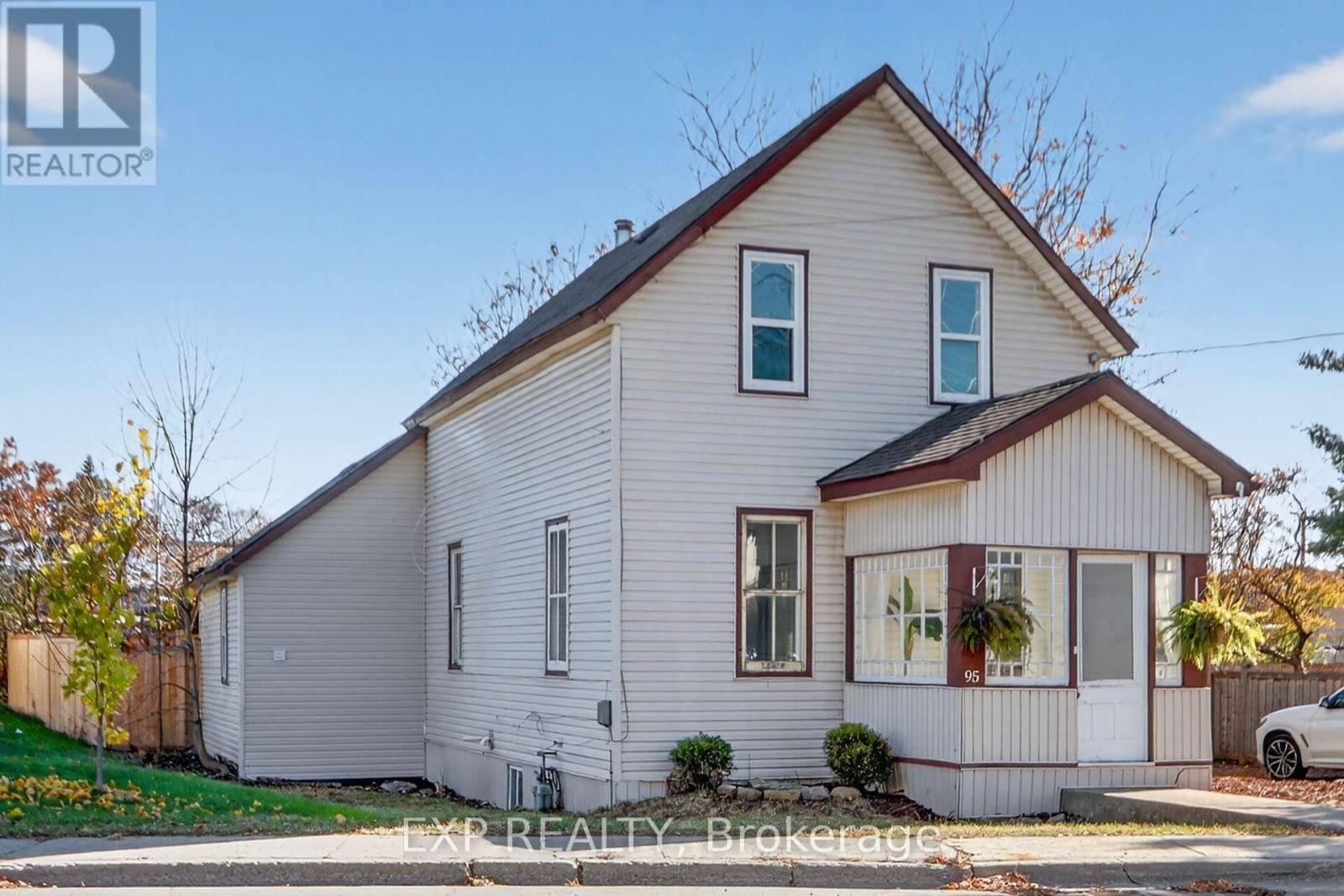 Mississippi Mills, ON K0A1A0,95 MAIN STREET E