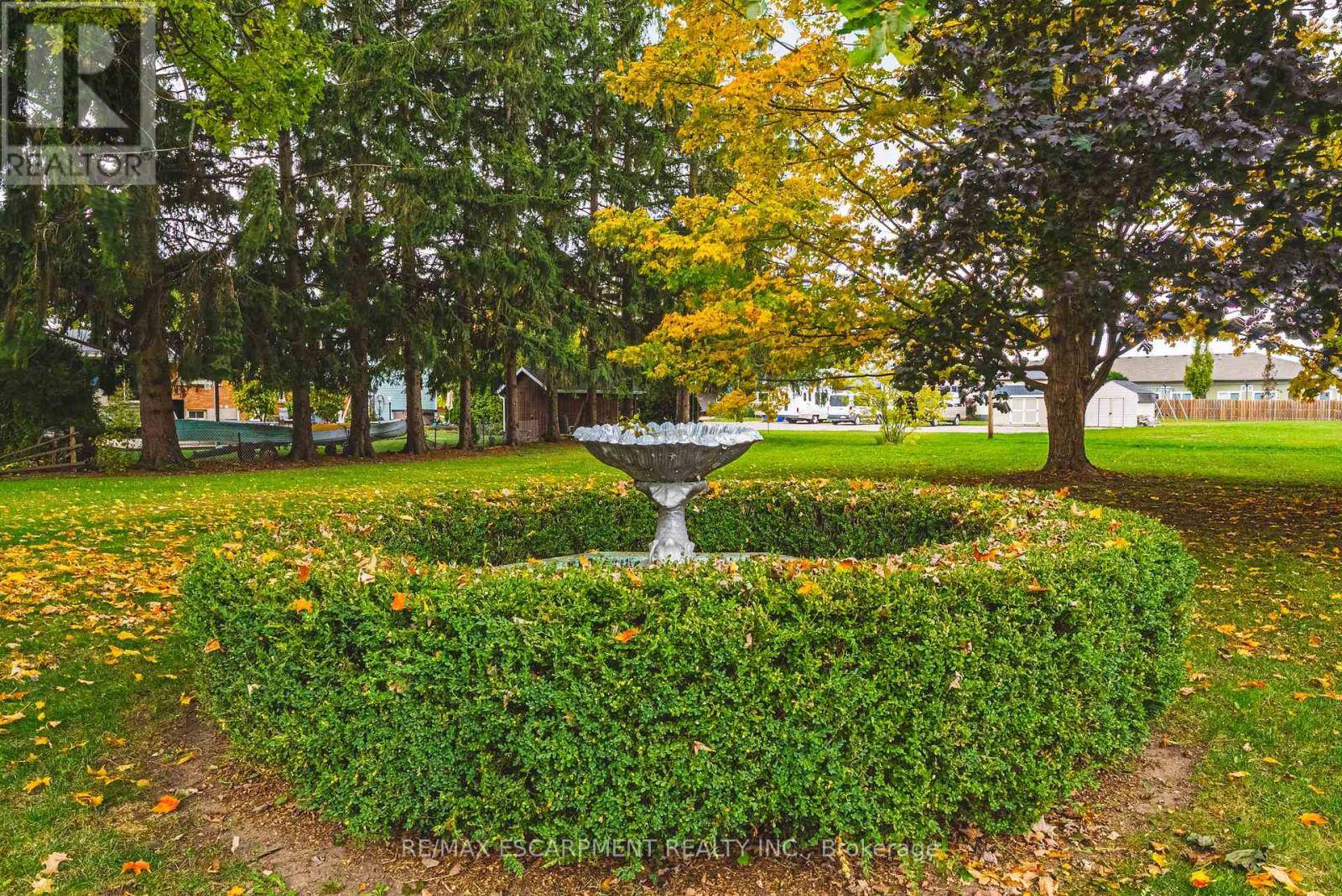 Haldimand (dunnville), ON N1A1S5,646 ALDER STREET W