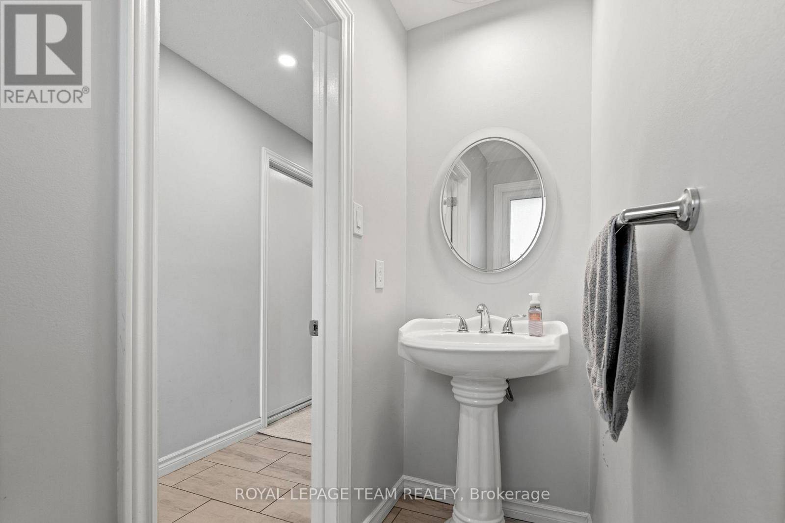 Ottawa, ON K4A2J8,1578 CHEEVERS CRESCENT