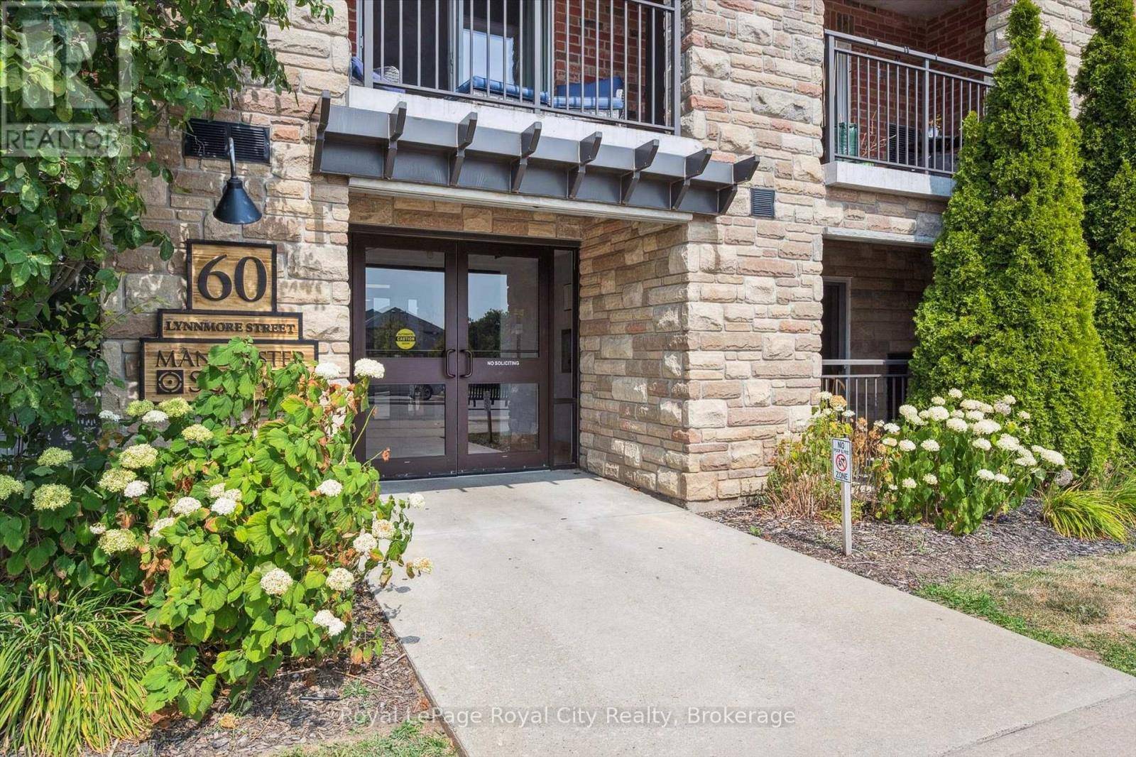 Guelph (pineridge/westminster Woods), ON N1L0J8,60 Lynnmore ST #313
