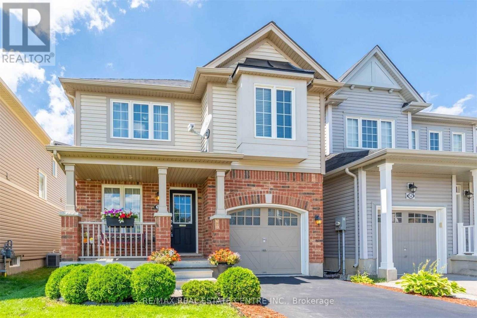 Hamilton (binbrook), ON L0R1C0,56 CLEGHORN DRIVE