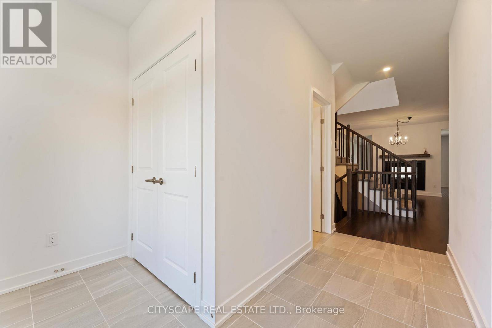 Ottawa, ON K4M0B3,617 KENABEEK TERRACE