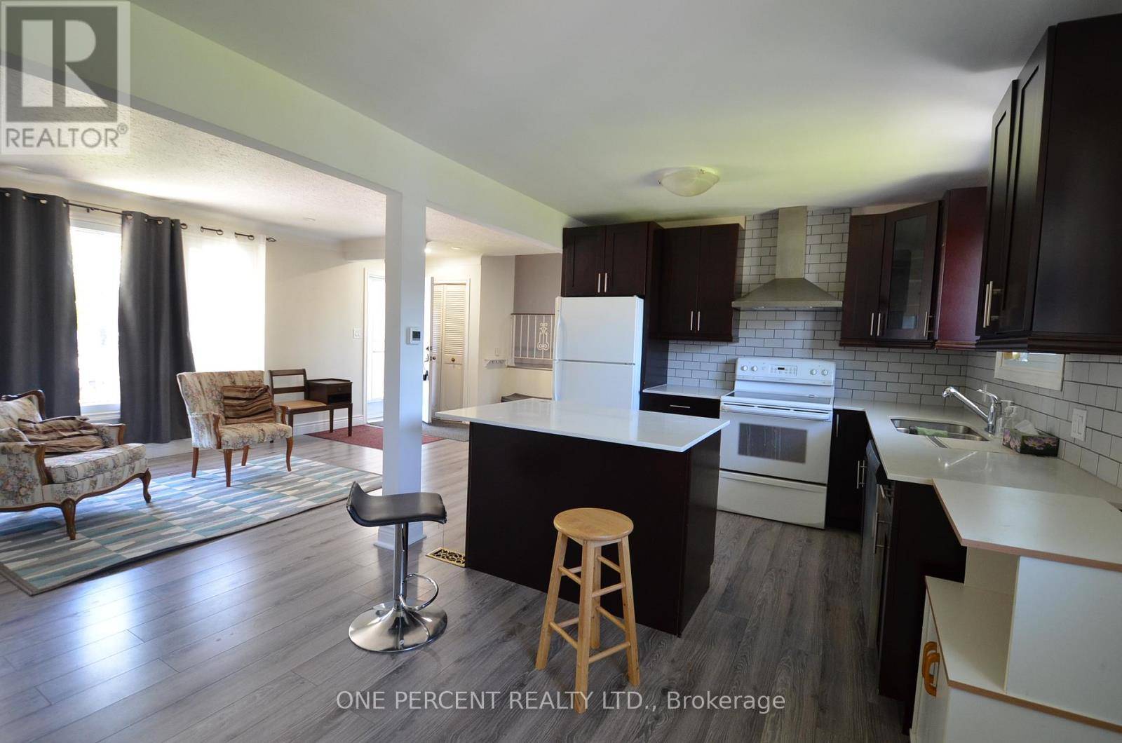 Welland (prince Charles), ON L3C2X9,43 LOYALIST DRIVE