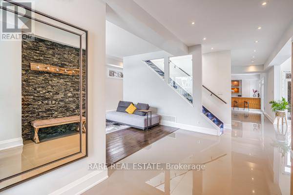 Blue Mountains, ON L9Y0N6,125 CRAIGMORE CRESCENT