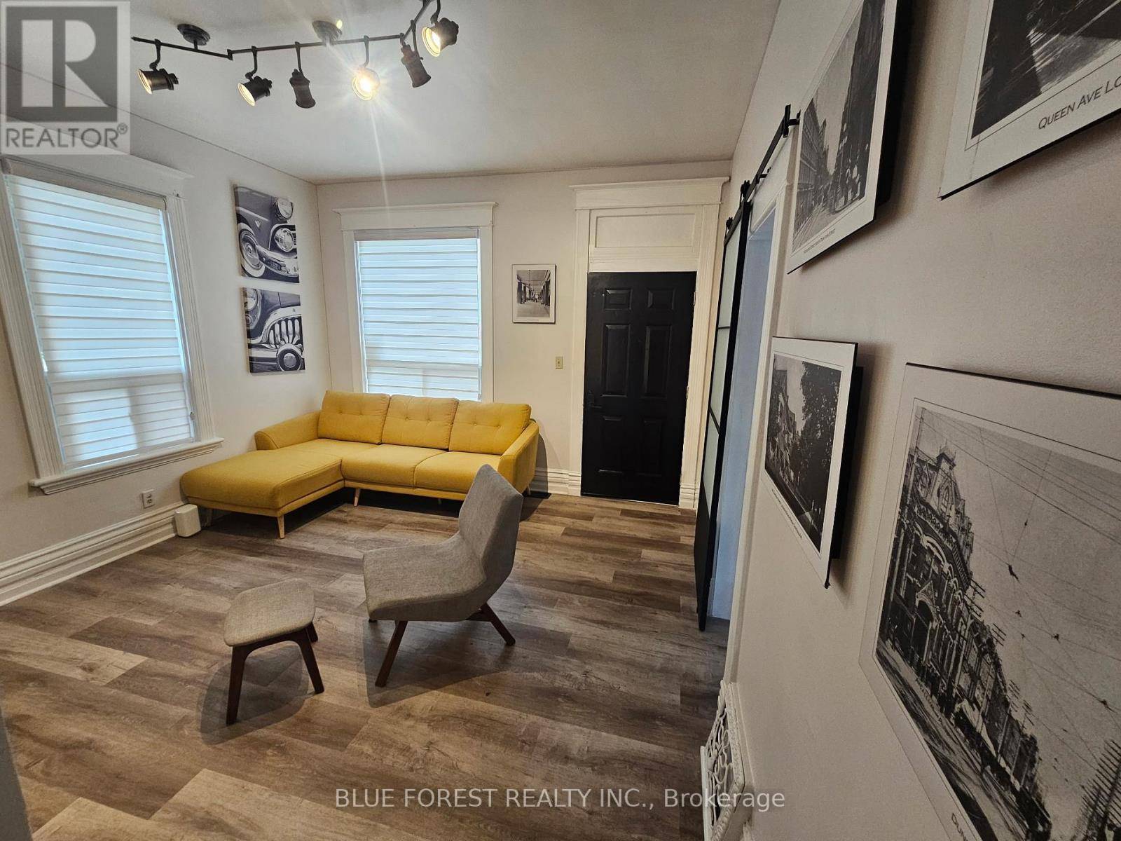 London South (south I), ON N5Z2X4,42 TERRACE STREET