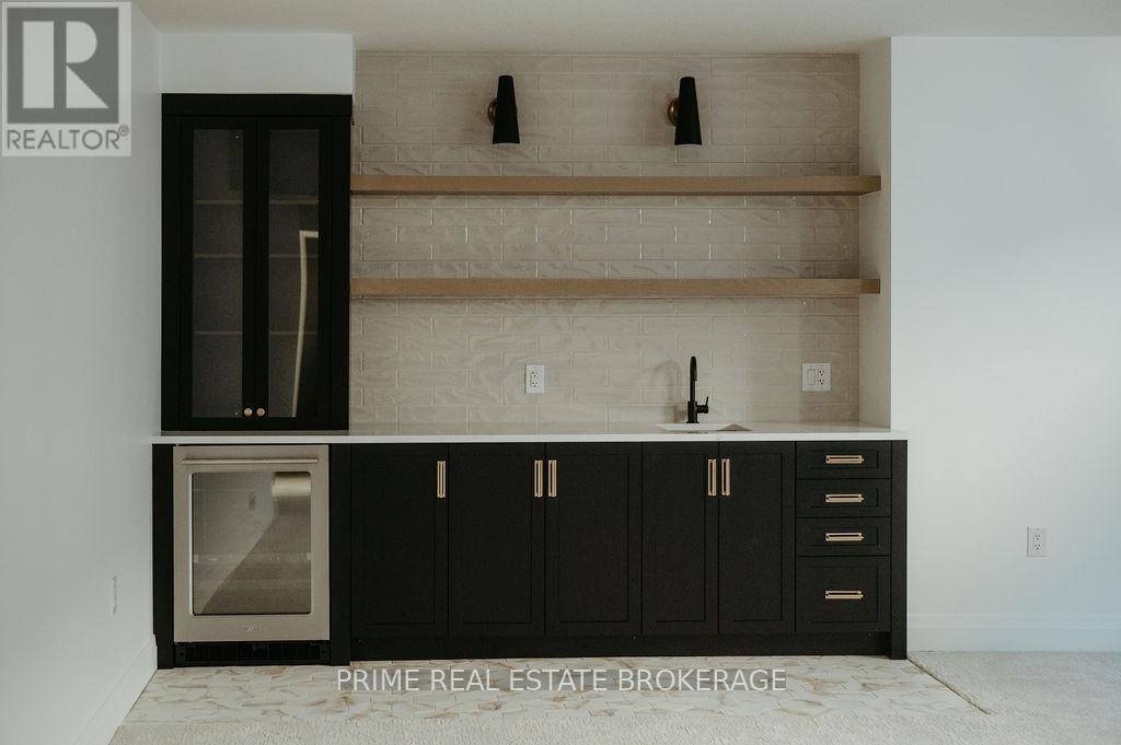 London South (south V), ON N6P1H5,LOT 38 FALLINGBROOK CRESCENT