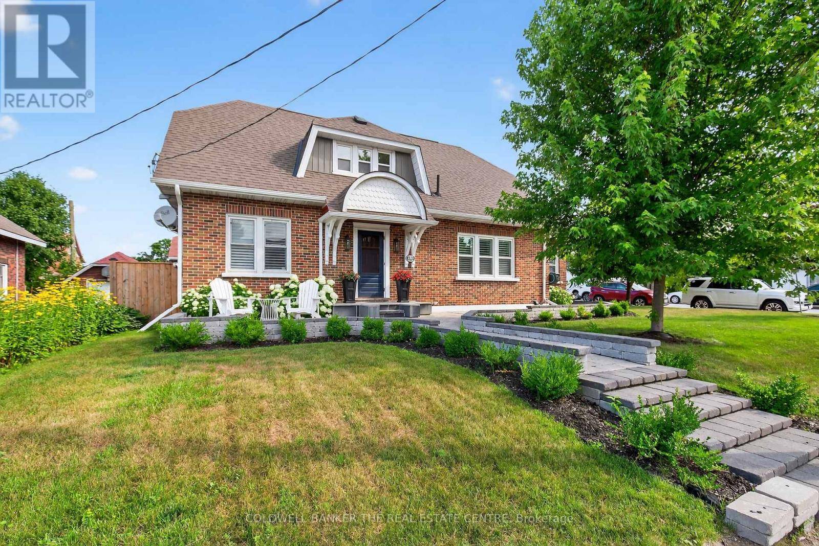 Gravenhurst (muskoka (s)), ON P1P1H5,190 ROYAL ST ROYAL STREET N