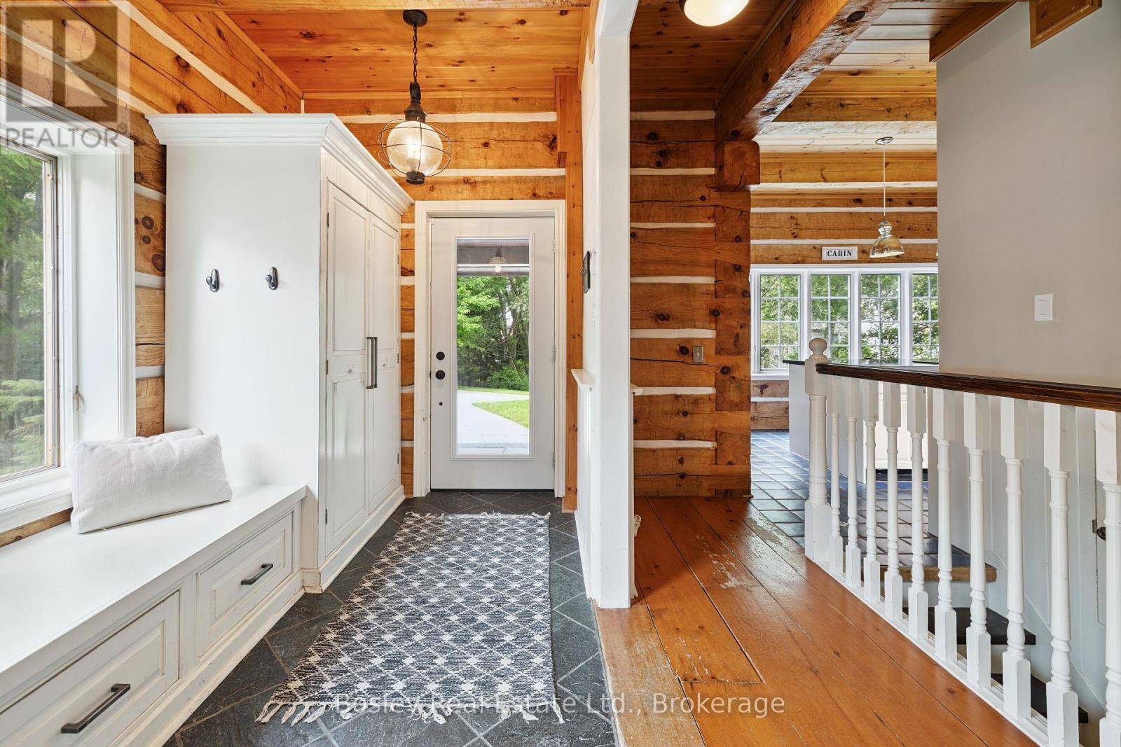 Blue Mountains, ON L9Y0M6,118 HERITAGE DRIVE