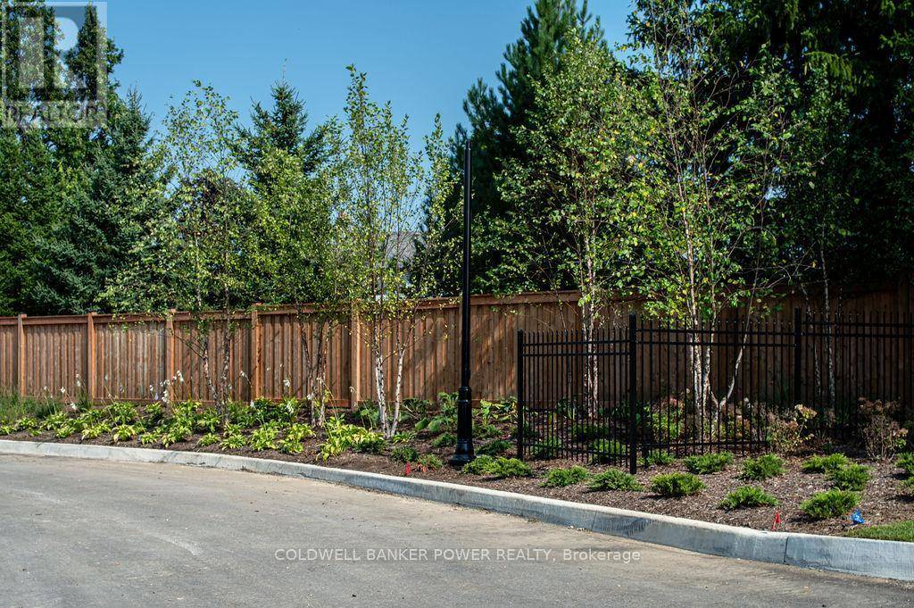 London South (south V), ON N6P0L7,7100 Kilbourne RD #3