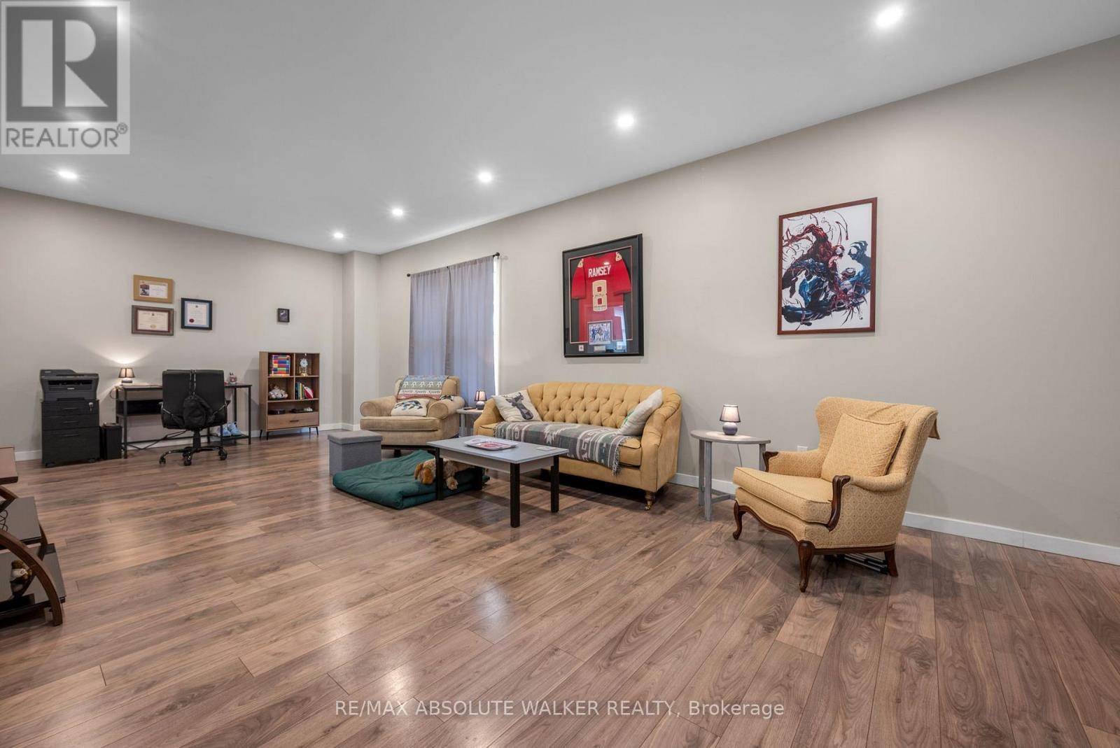 Prescott, ON K0E1T0,321 WOOD STREET W