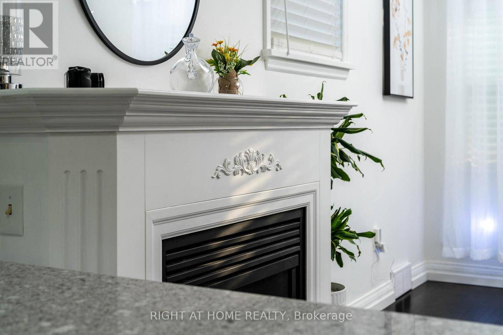 St. Catharines (old Glenridge), ON L2R4X5,105 GLENRIDGE AVENUE