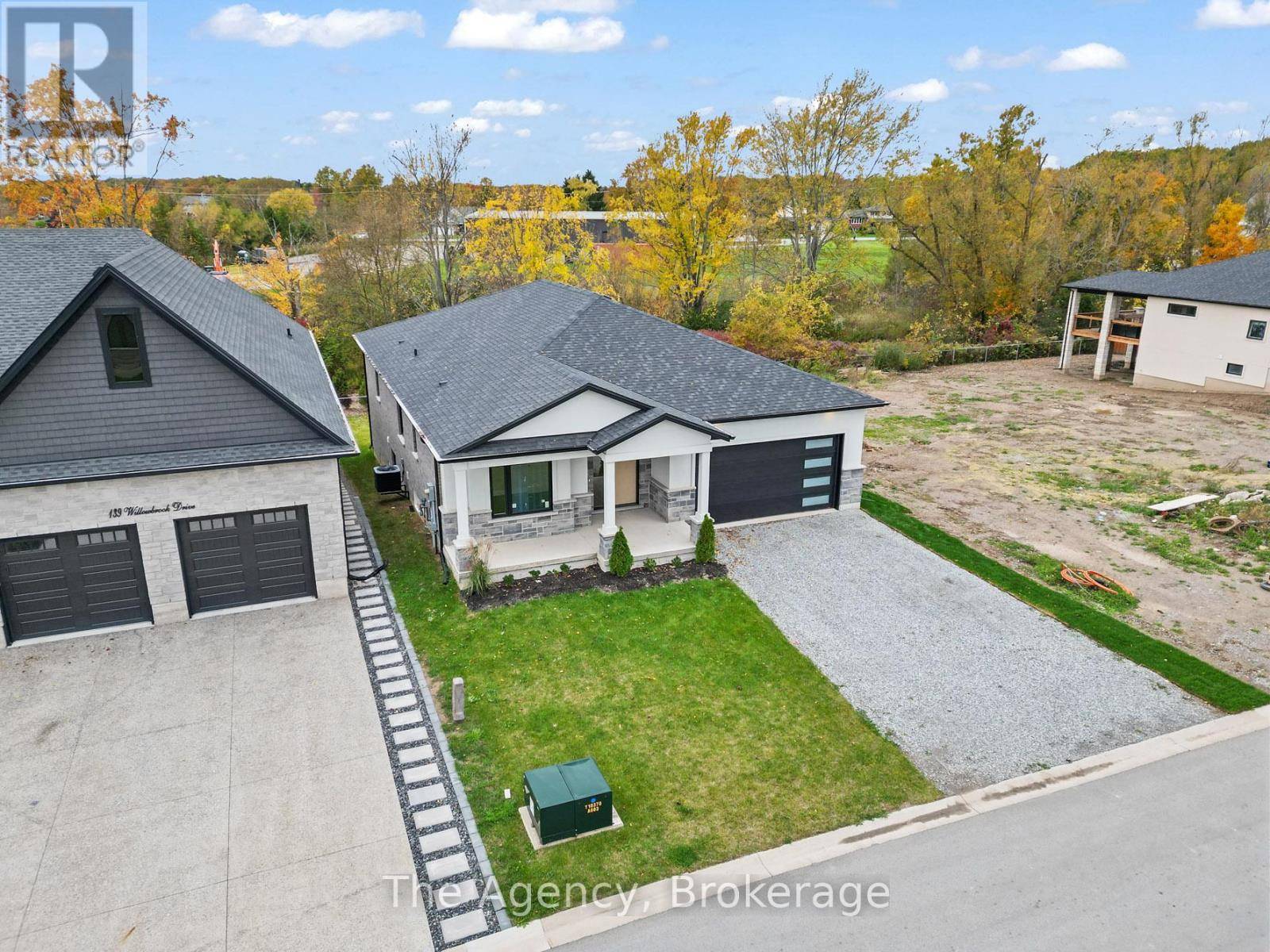 Welland (west Welland), ON L3C0G2,149 WILLOWBROOK DRIVE