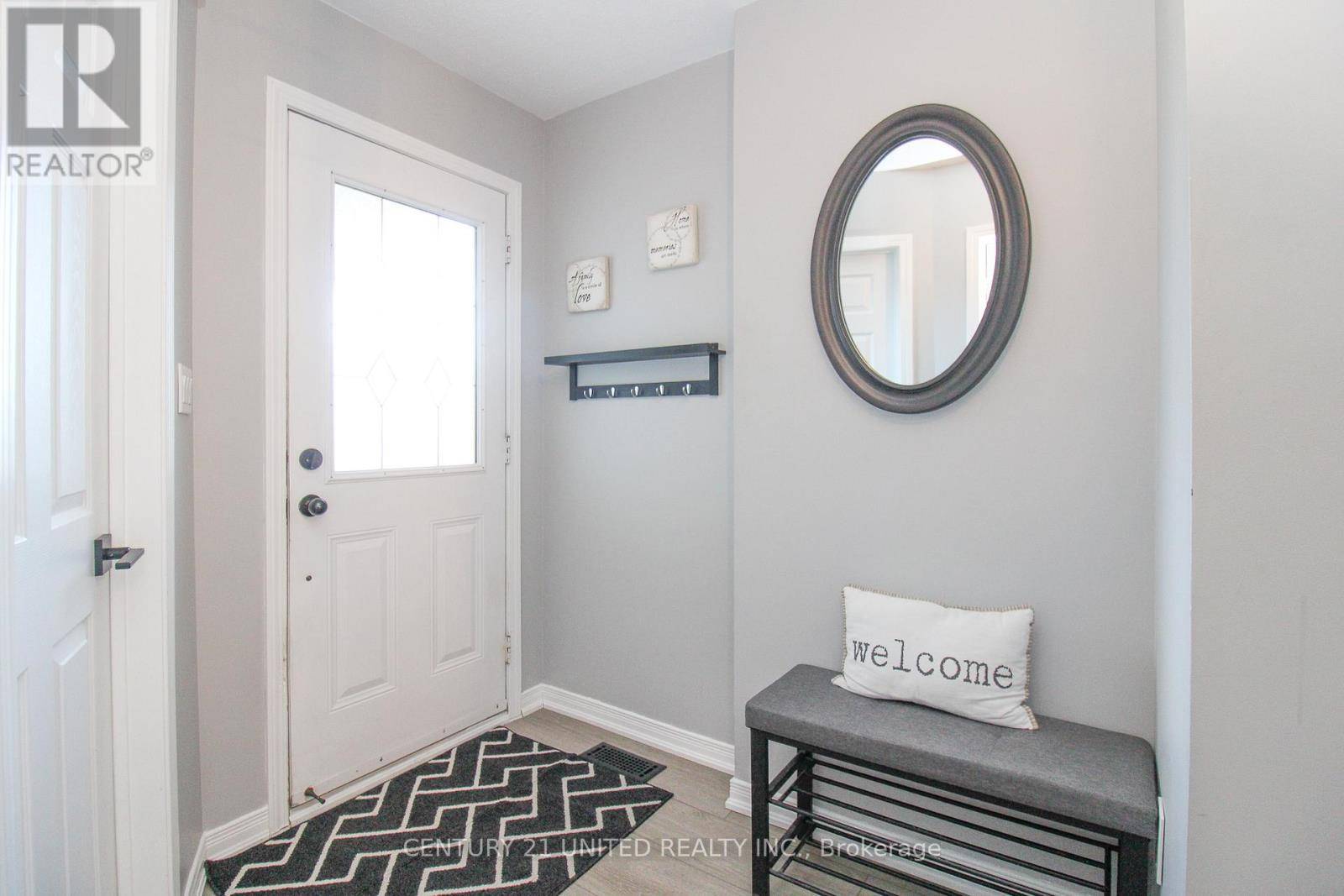 Peterborough (monaghan Ward 2), ON K9K0B1,1356 IRELAND DRIVE